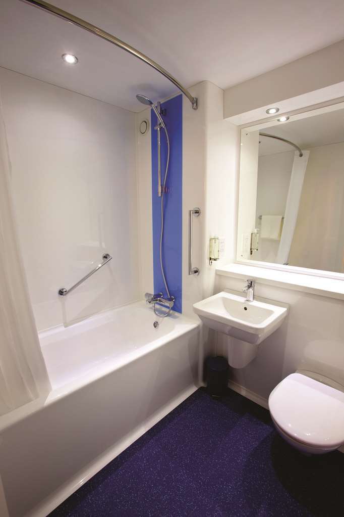 Travelodge Newbury Tot Hill Highclere Номер фото