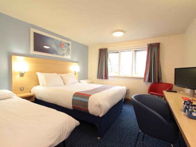 Travelodge Newbury Tot Hill Highclere Экстерьер фото